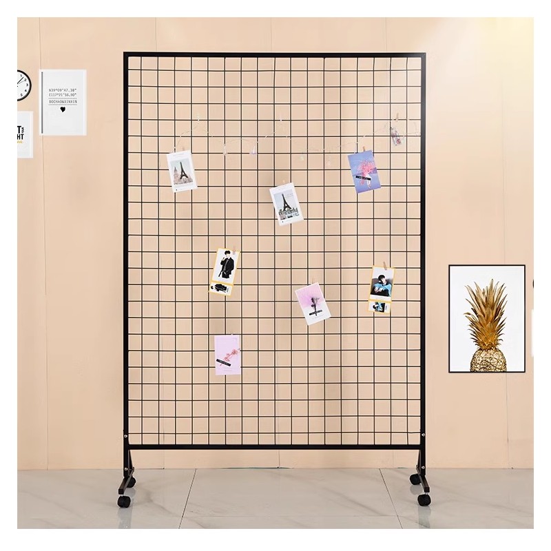 Grid Wall Panel with Wheel