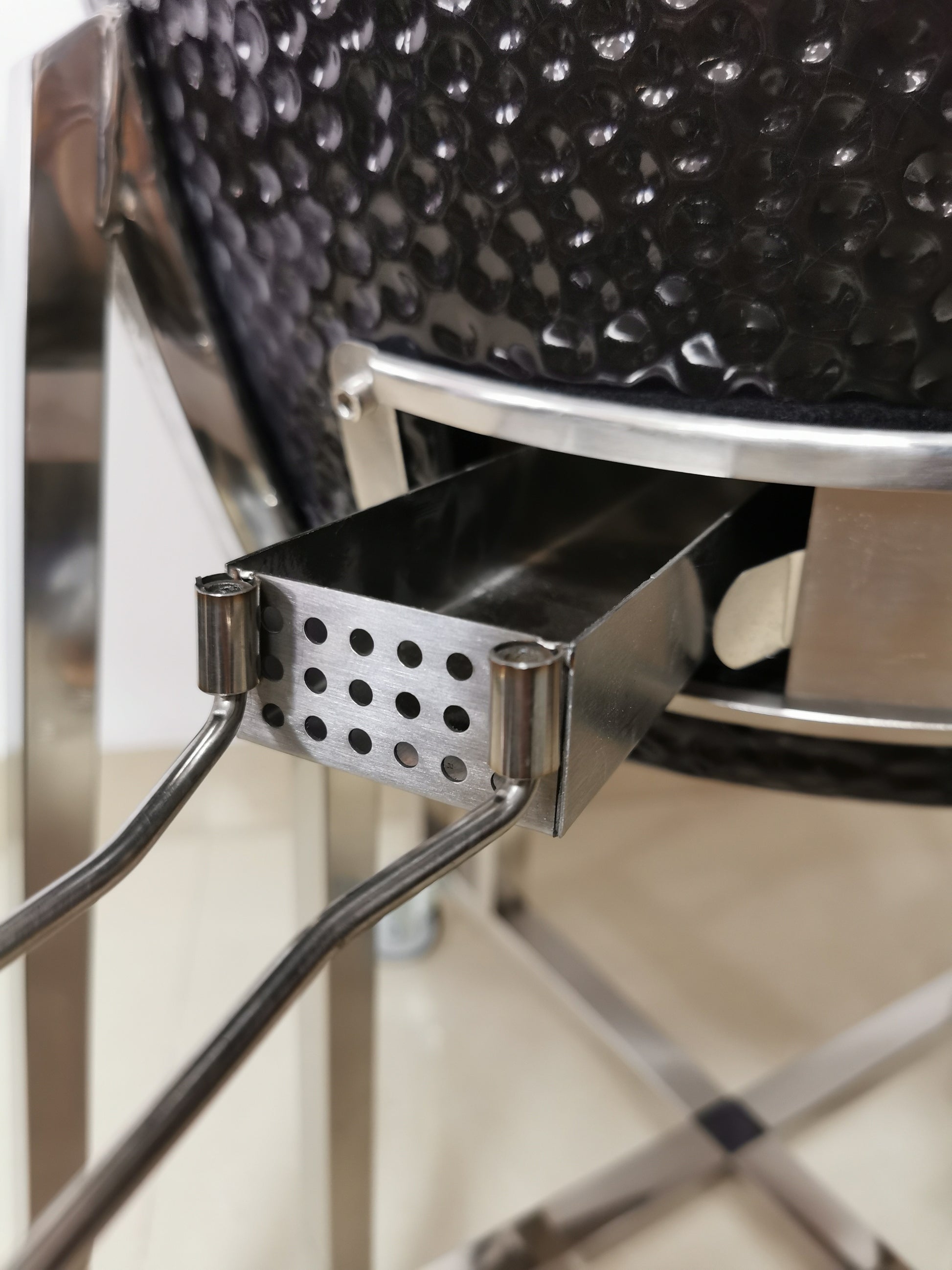 Master Grill 24" Premier Kamado Ceramic Smoker Set