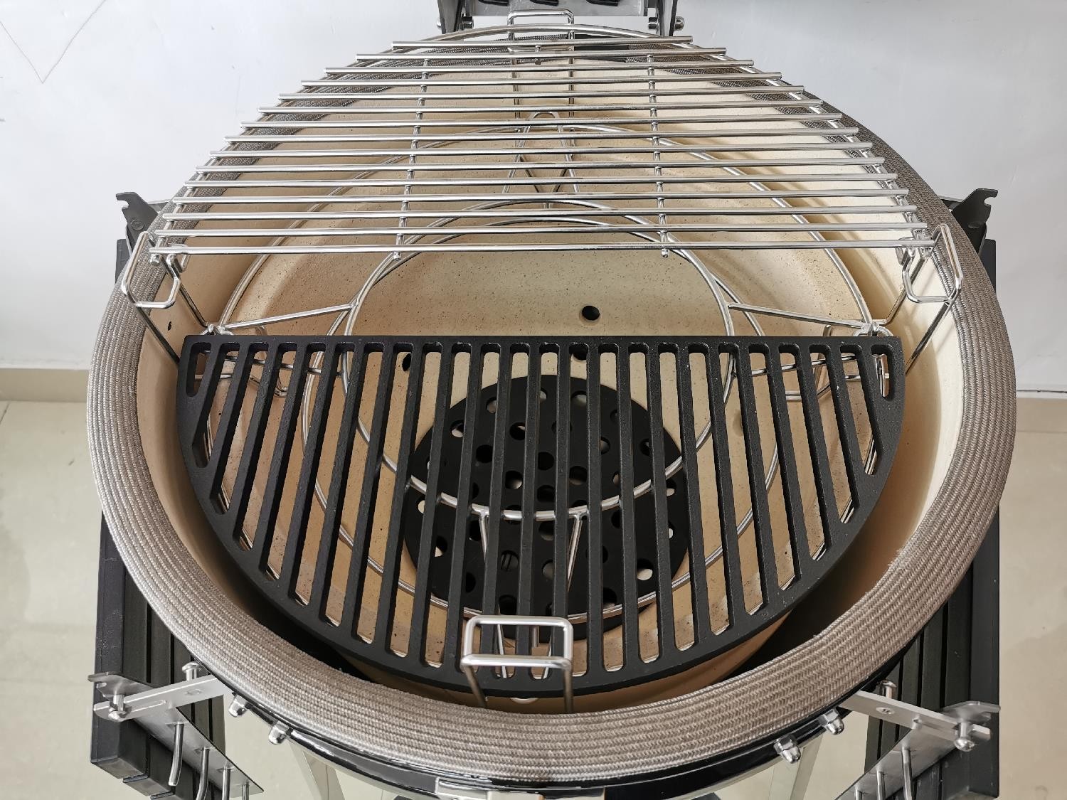 Master Grill 24" Premier Kamado Ceramic Smoker Set